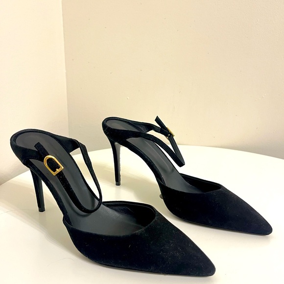 Theory Shoes - Theory Pump In Heels Suede